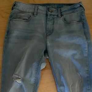 Ripped Skinny Jeans